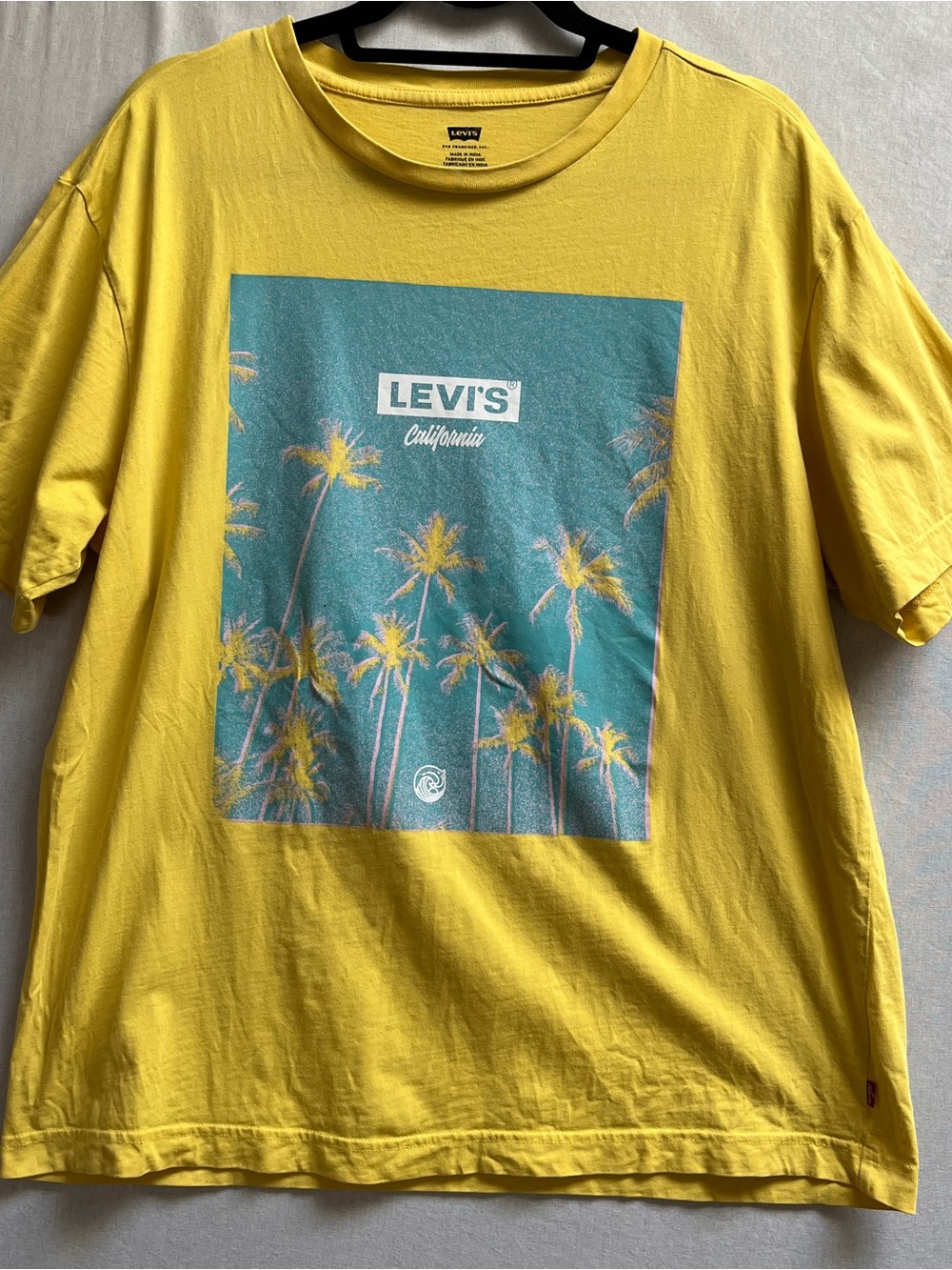 Levi's California Palm Tree Graphic T-Shirt Yellow Men's Size XL